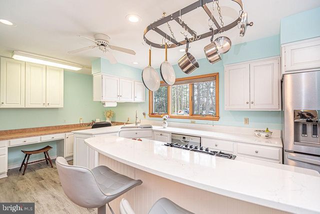 562 OCEAN PARKWAY, Ocean Pines, MD 21811