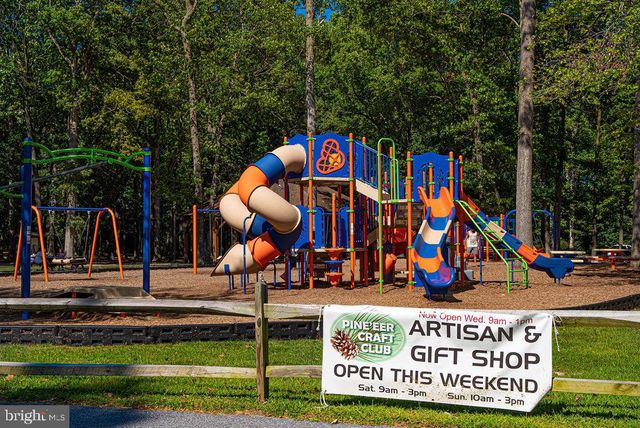 562 OCEAN PARKWAY, Ocean Pines, MD 21811