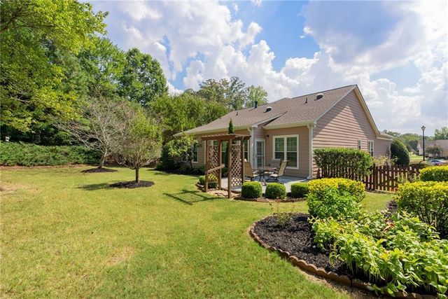 5090 Duke Drive, Cumming, GA 30040