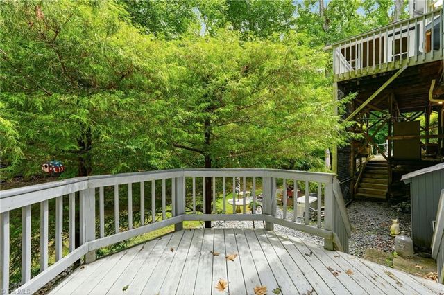 15 Windcrush Court, Greensboro, NC 27455