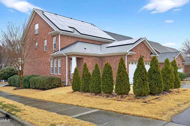 400 Village Loop Drive, Apex, NC 27502