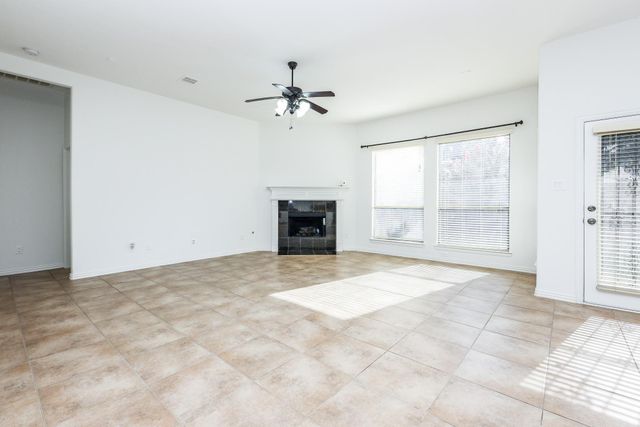 2114 Ascot Ln, Sugar Land, TX 77479