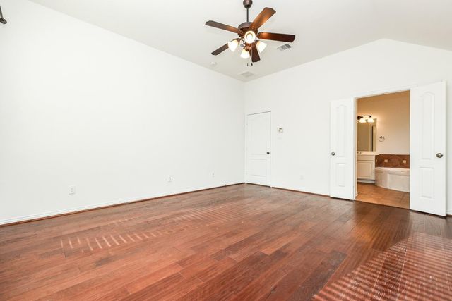 2114 Ascot Ln, Sugar Land, TX 77479