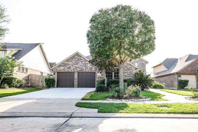 2114 Ascot Ln, Sugar Land, TX 77479