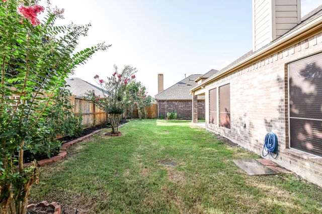 2114 Ascot Ln, Sugar Land, TX 77479