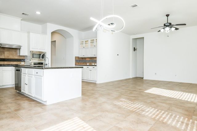 2114 Ascot Ln, Sugar Land, TX 77479