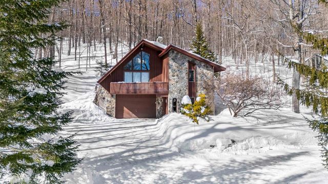 11 Roundtree Road, Winhall, VT 05340