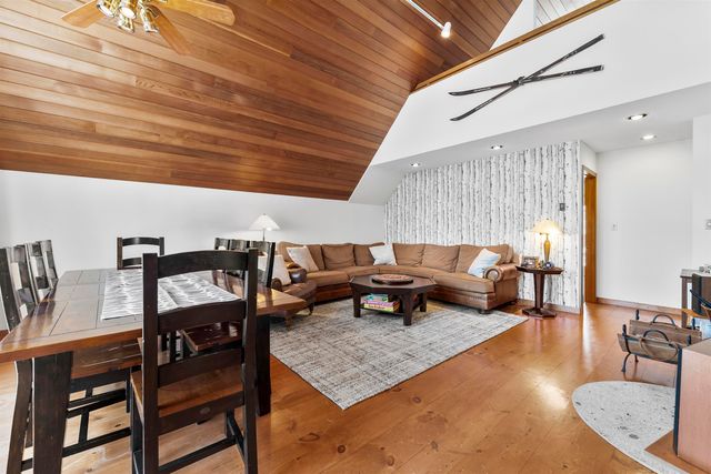 11 Roundtree Road, Winhall, VT 05340