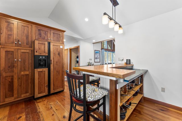 11 Roundtree Road, Winhall, VT 05340