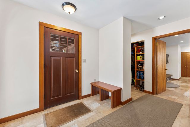 11 Roundtree Road, Winhall, VT 05340