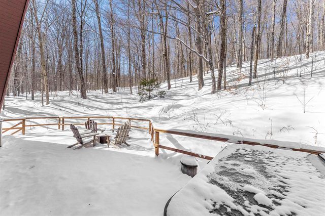 11 Roundtree Road, Winhall, VT 05340