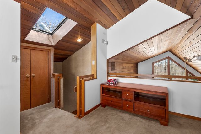 11 Roundtree Road, Winhall, VT 05340