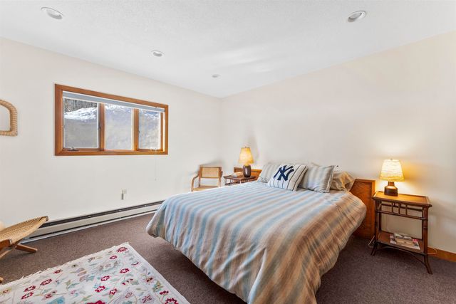 11 Roundtree Road, Winhall, VT 05340