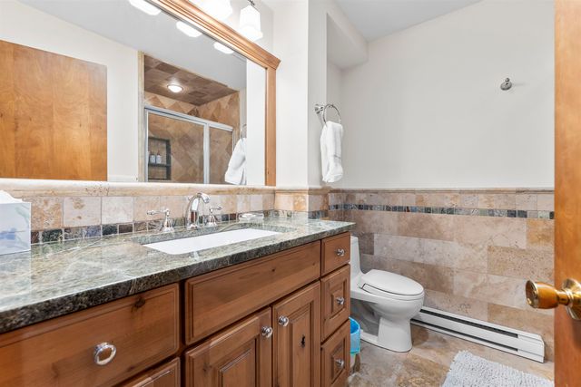 11 Roundtree Road, Winhall, VT 05340