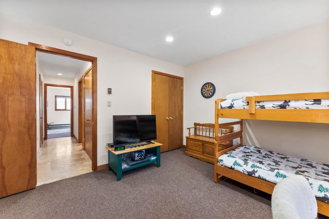 11 Roundtree Road, Winhall, VT 05340