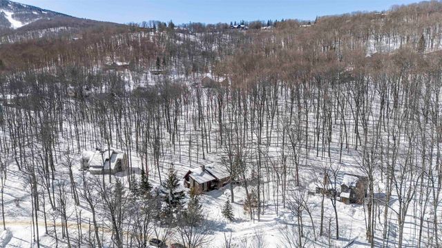 11 Roundtree Road, Winhall, VT 05340