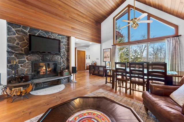 11 Roundtree Road, Winhall, VT 05340