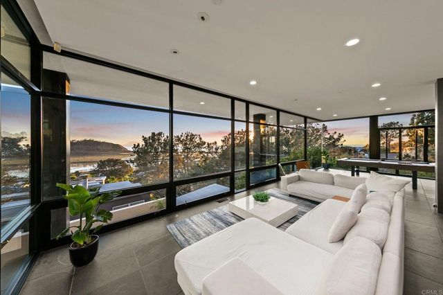12911 Via Grimaldi, Del Mar, CA 92014
