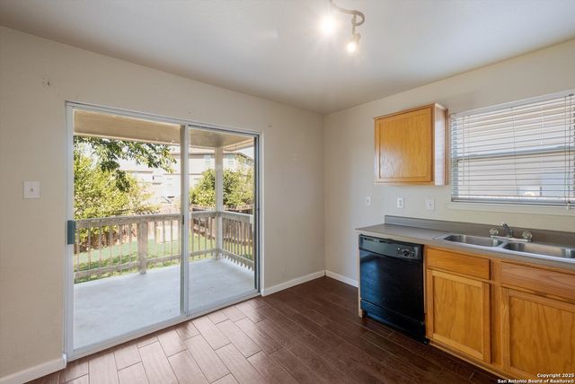 7371 Lyia Branch, San Antonio, TX 78252