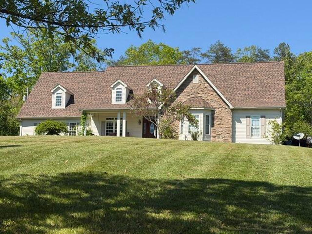78 Lower Hatcher Creek Road, Stanton, KY 40380