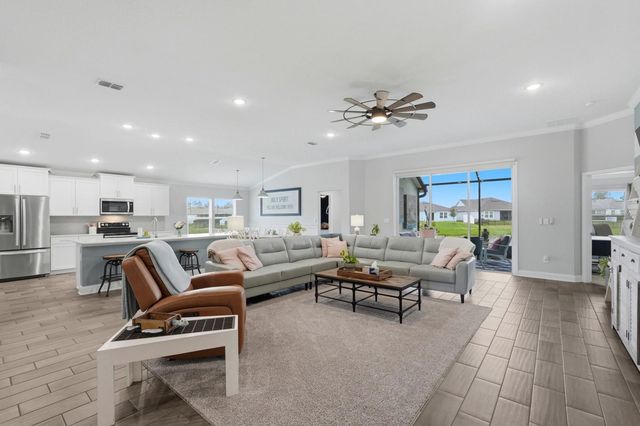 8 CROSSCUT COURT, Palm Coast, FL 32137