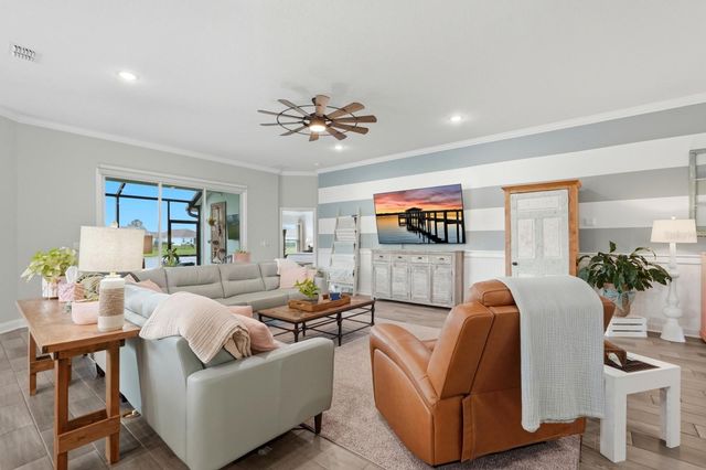 8 CROSSCUT COURT, Palm Coast, FL 32137