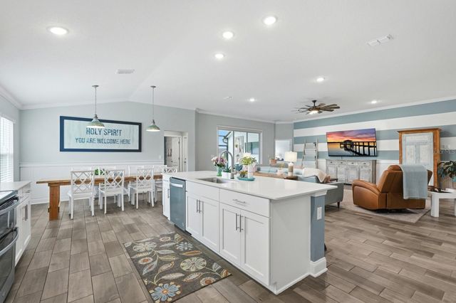 8 CROSSCUT COURT, Palm Coast, FL 32137