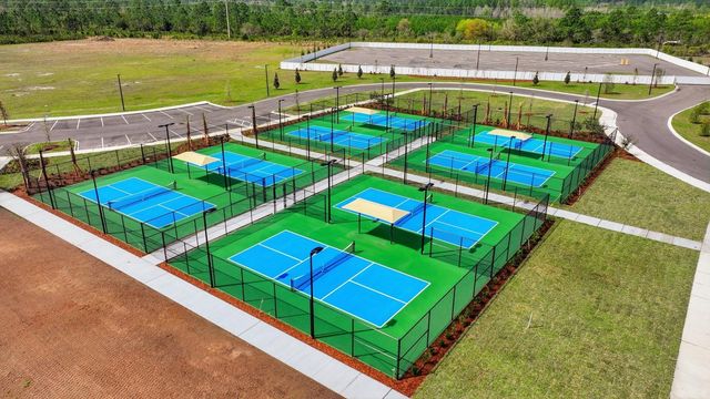 8 CROSSCUT COURT, Palm Coast, FL 32137