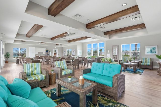 8 CROSSCUT COURT, Palm Coast, FL 32137