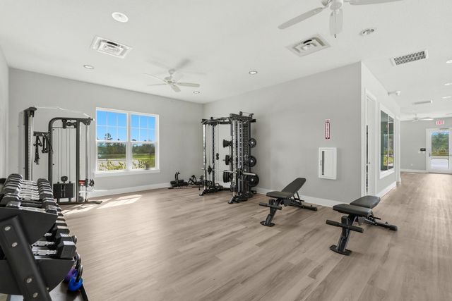 8 CROSSCUT COURT, Palm Coast, FL 32137