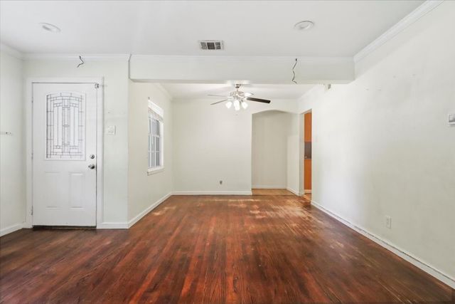 1944 Alhambra Street, Dallas, TX 75217
