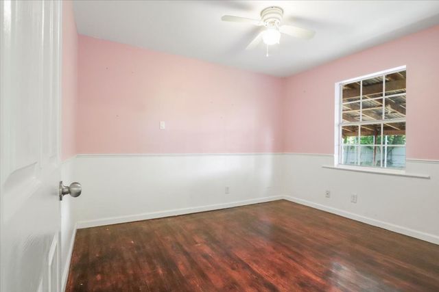 1944 Alhambra Street, Dallas, TX 75217
