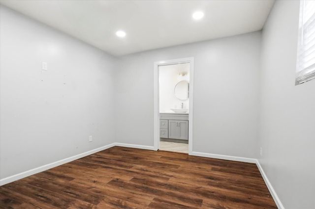 1944 Alhambra Street, Dallas, TX 75217