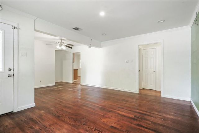 1944 Alhambra Street, Dallas, TX 75217