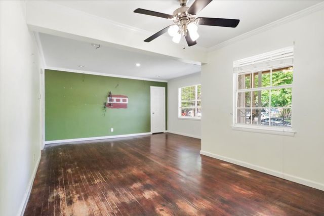 1944 Alhambra Street, Dallas, TX 75217