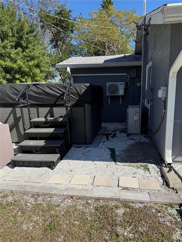 515 1ST AVENUE E, Bradenton, FL 34208