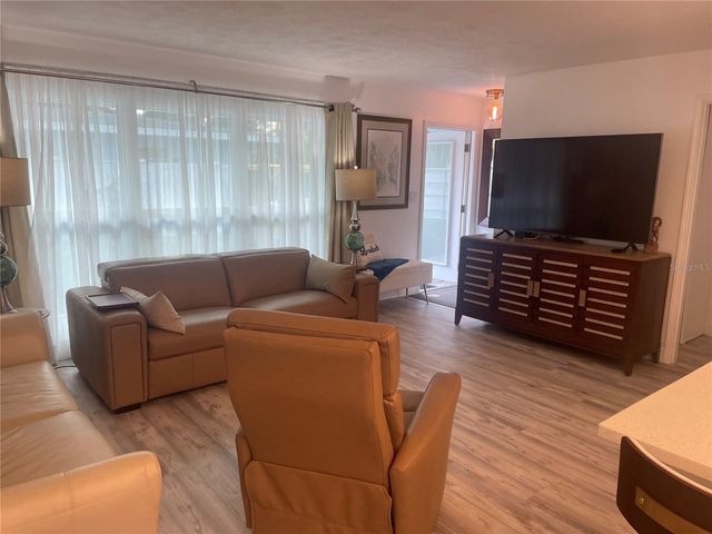 515 1ST AVENUE E, Bradenton, FL 34208