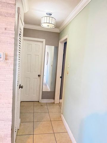 2940 NW 46 Street, Tamarac, FL 33309