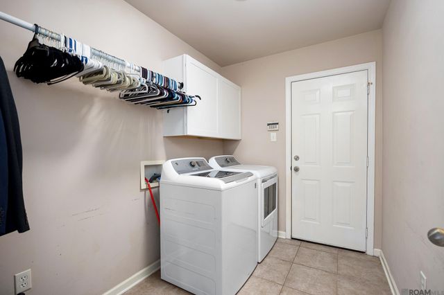 13417 Orleans Dr, Gonzales, LA 70737