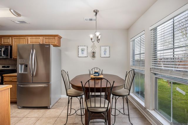 13417 Orleans Dr, Gonzales, LA 70737