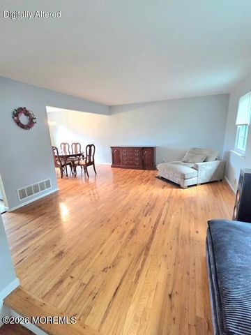 43 Brunswick Drive, Howell, NJ 07731