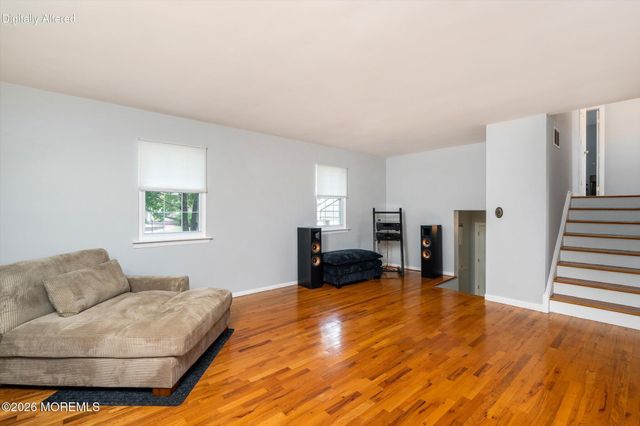 43 Brunswick Drive, Howell, NJ 07731