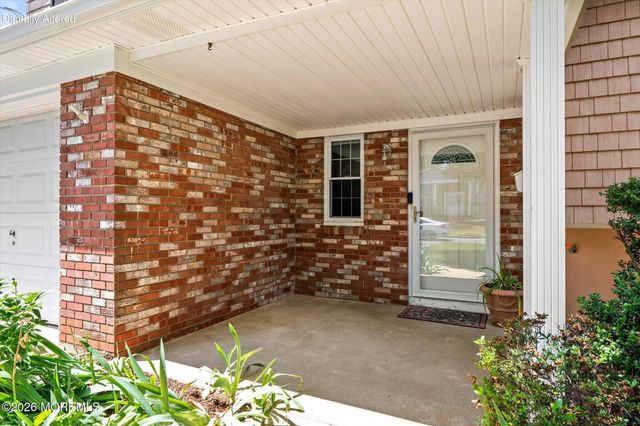 43 Brunswick Drive, Howell, NJ 07731