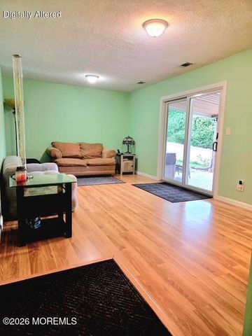 43 Brunswick Drive, Howell, NJ 07731