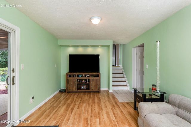 43 Brunswick Drive, Howell, NJ 07731