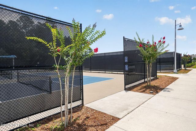 232 CREEKMORE Drive, St. Augustine, FL 32092