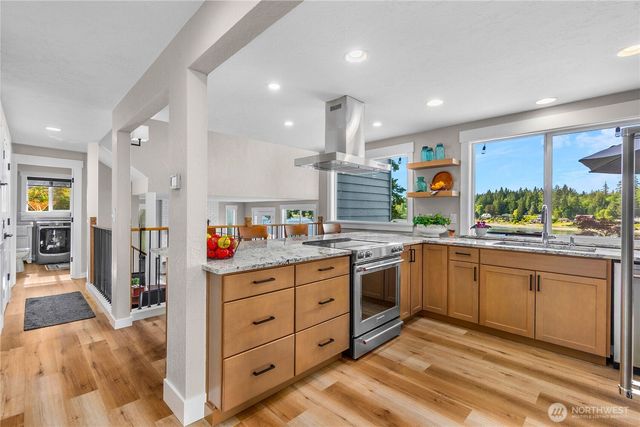 240 SE Mallard Beach Lane, Shelton, WA 98584
