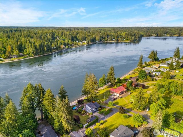 240 SE Mallard Beach Lane, Shelton, WA 98584