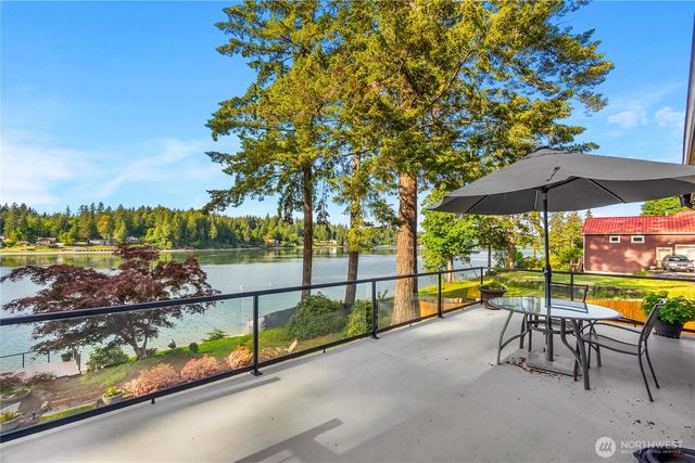 240 SE Mallard Beach Lane, Shelton, WA 98584