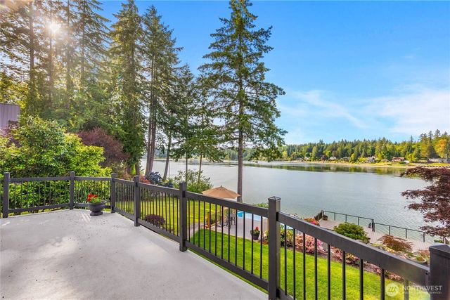 240 SE Mallard Beach Lane, Shelton, WA 98584